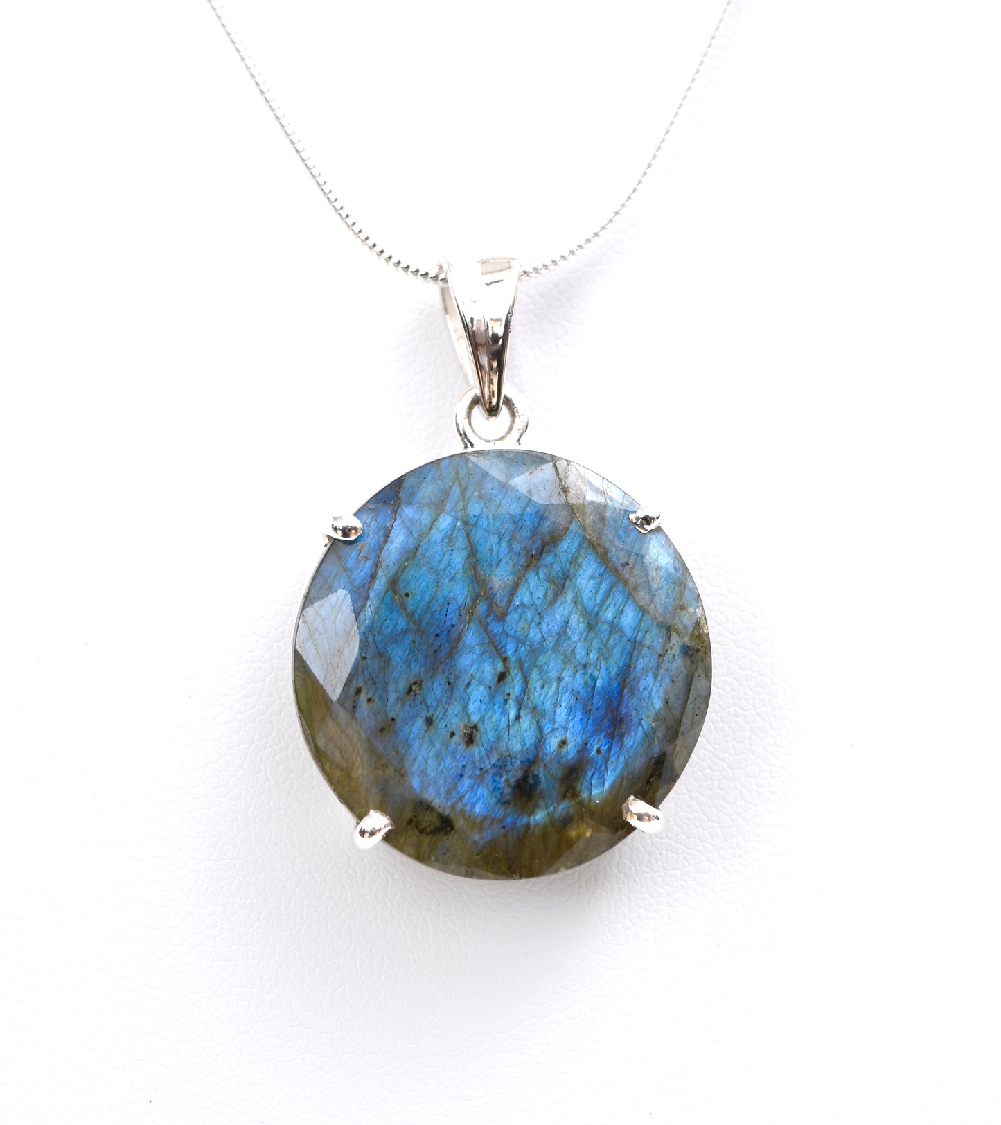 Round Cut Labradorite