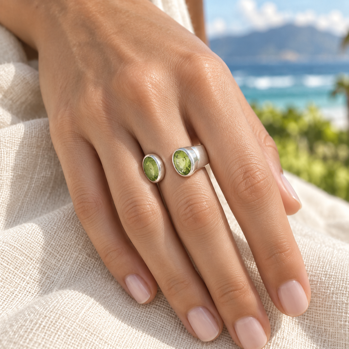 Open 2 U Peridot Oval