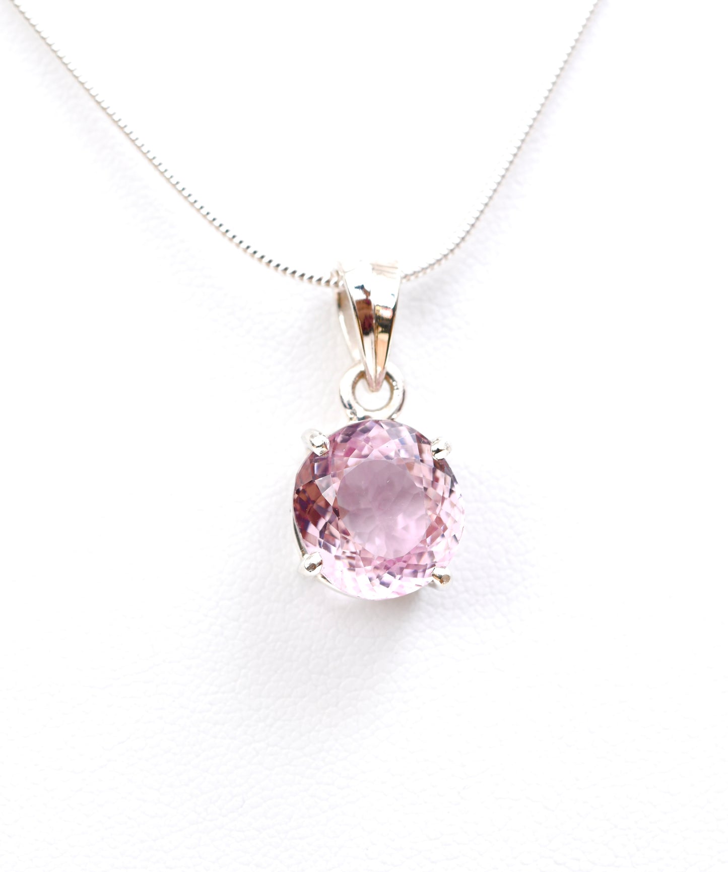 Round Cut Kunzite