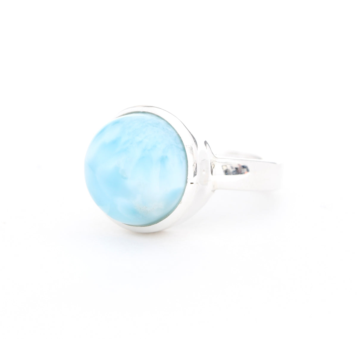 Round Larimar ring with oval blue-and-white gemstone