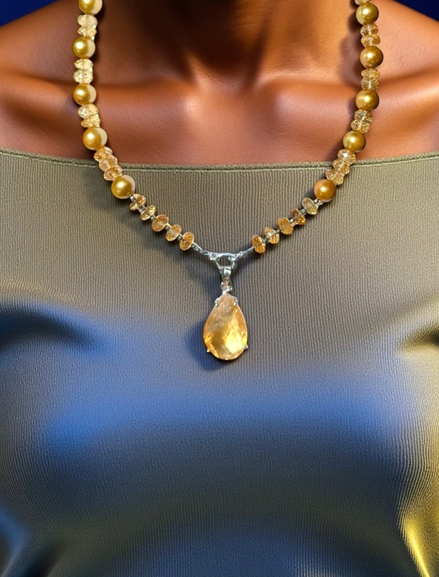 Golden Vanetta