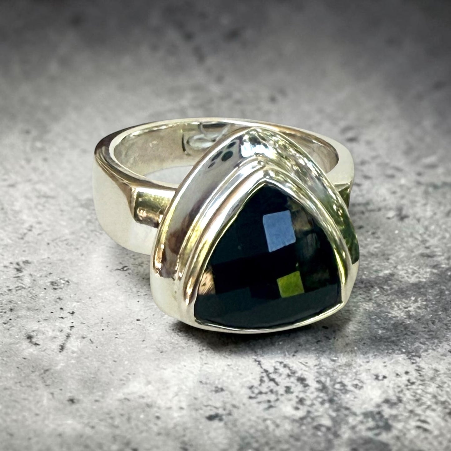 Black Spinel Trillion