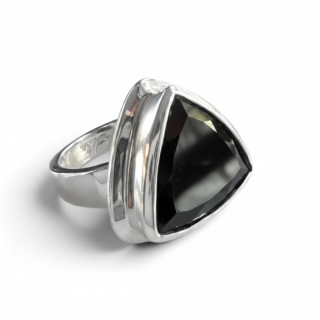 Black Spinel Trillion Statement