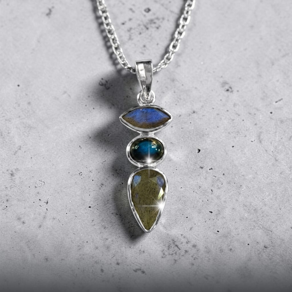 Maka Kahikolu blue-fire labradorite pendant in sterling silver