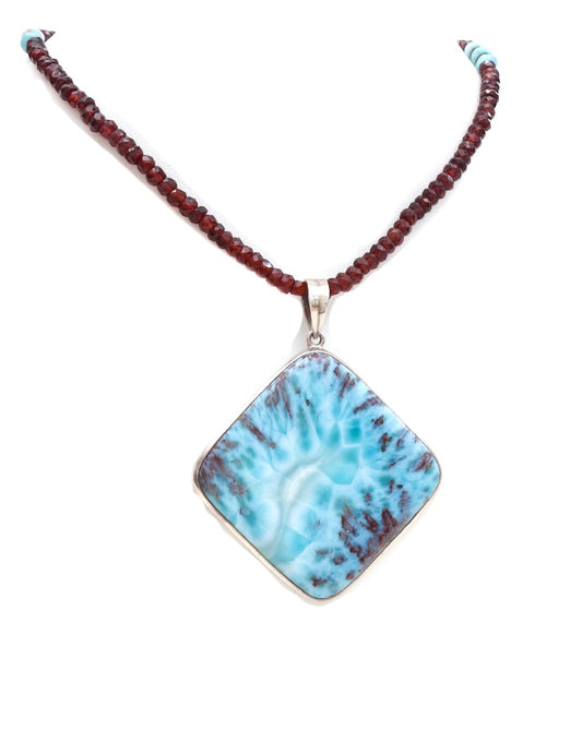 Grand Cabernet Larimar