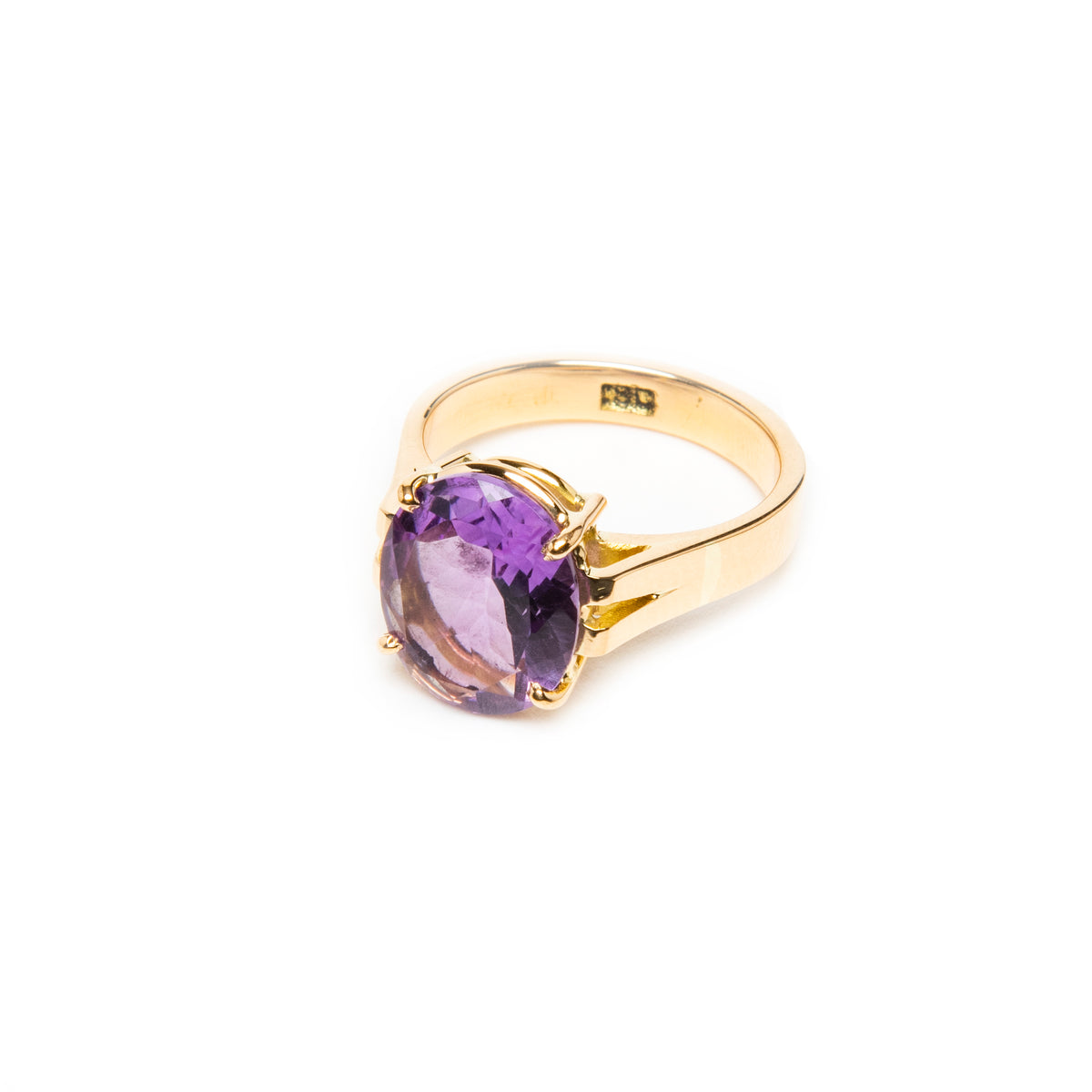 Amethyst Ring 18k